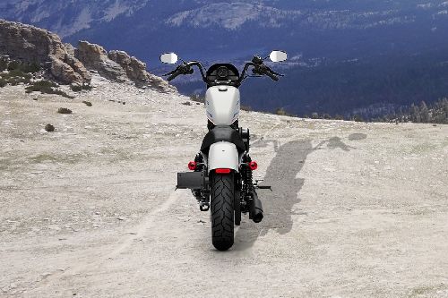 Harley-Davidson Iron 1200 Rear Viewfull Image