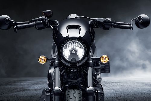 Harley-Davidson Nightster Head Light View