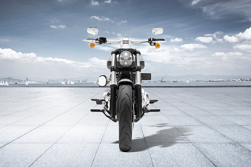 Front View Full Image Harley-Davidson Breakout 117 Front View Full Image