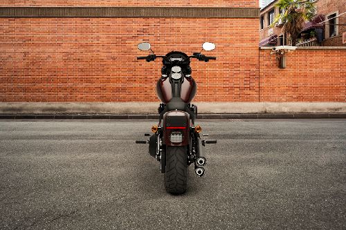 Harley-Davidson Low Rider Rear Viewfull Image