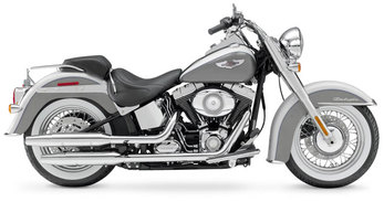 Harley-Davidson Softail Deluxe Right Side Viewfull Image