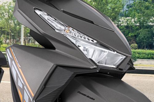 Honda Click 150i 2017 Head Light View