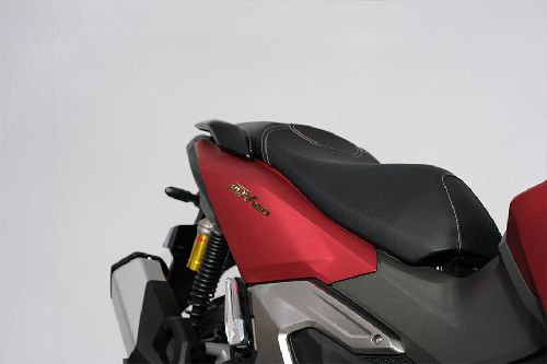 Honda ADV160 Back Rest View