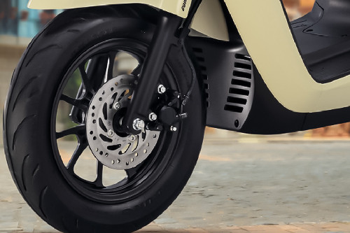 Honda Giorno Front Tyre