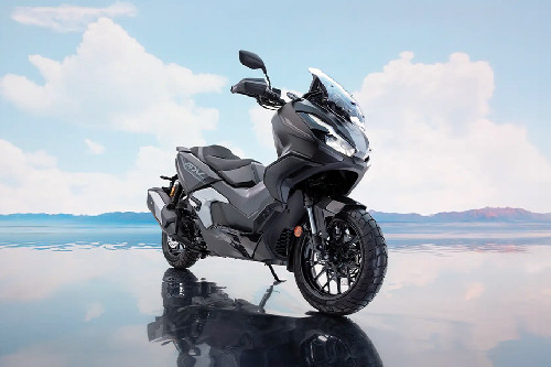 Slant Rear View Full Image Honda ADV 350 Slant Rear View Full Image