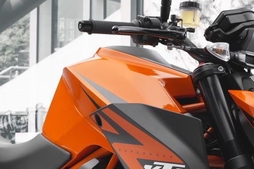KTM 1290 Super Duke GT Fuel Tank View