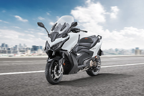 Slant Front View Full Image Kymco AK575 PREMIUM Slant Front View Full Image