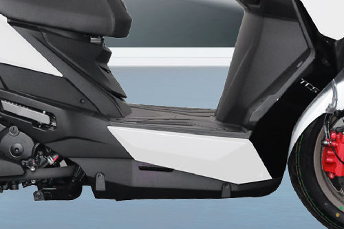 Kymco Dink S 150 Leg Spacescooter