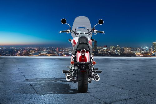Rear Viewfull Image Royal Enfield Super Meteor 650 Rear Viewfull Image