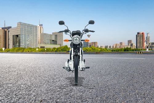 Suzuki GD 110 Front View Full Image