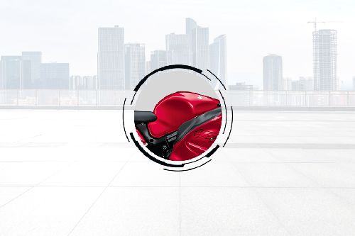 Suzuki Hayabusa GSX-R1300 Fuel Tank View