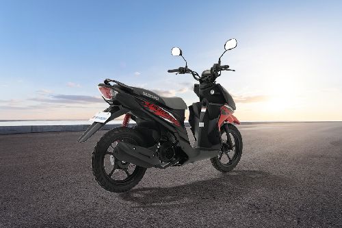 Suzuki Skydrive Crossover Back Side View