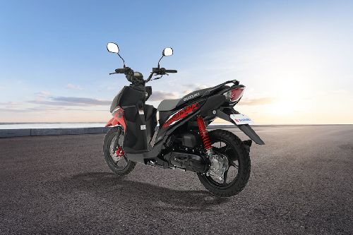 Suzuki Skydrive Crossover Slant Back Side View Right