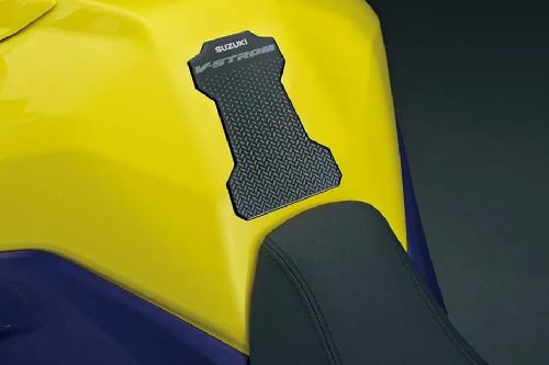 Suzuki V-Strom 800 DE Fuel Tank View