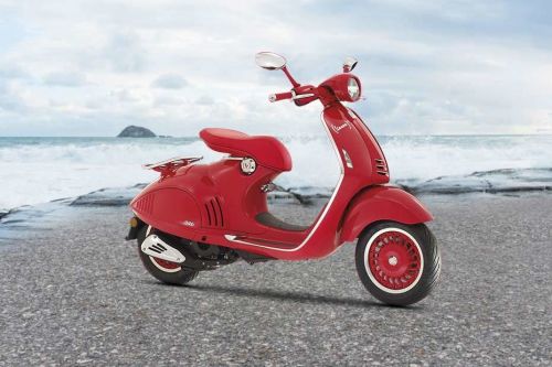 Christian Dior Vespa. : r/scooters