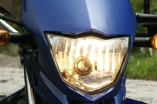 Head Light View Yamaha XTZ 125 Head Light View