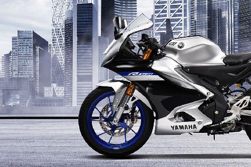 Yamaha YZF R15M Front Tyre