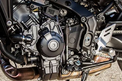 Yamaha Tracer 9 GT Engine View