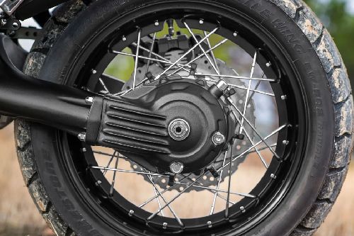 Yamaha Super Tenere ES Rear Tyre