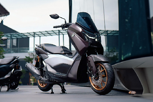 Yamaha Nmax Slant Upfront View