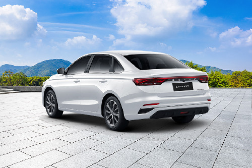 Rear Medium View of Geely Emgrand