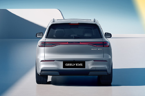 Full Rear View of Geely EX5