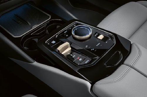 Center Controls of BMW 5 Series Sedan