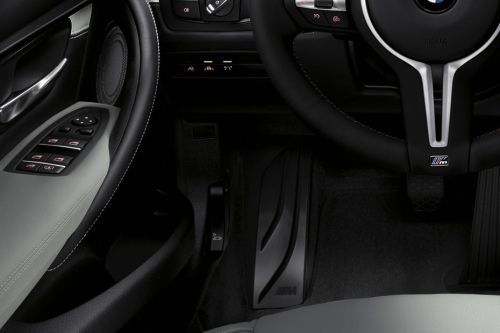 BMW M3 Sedan Drivers Side In Side Door Controls