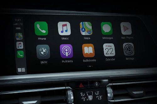 M3 Sedan Competition touch screen