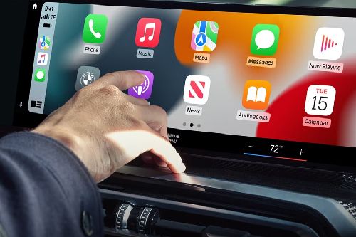 M2 Coupe touch screen