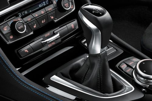 BMW 2 Series Active Tourer Gear Shifter