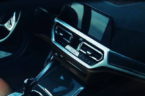 Front AC Controls of BMW 4 Series Coupe