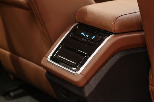 7x Rear AC Controls