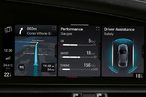 Giulia touch screen