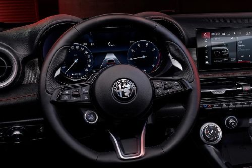Alfa Romeo Tonale Steering Wheel
