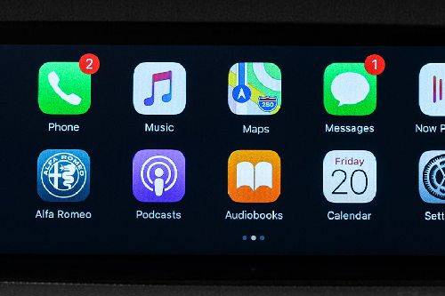 Stelvio touch screen