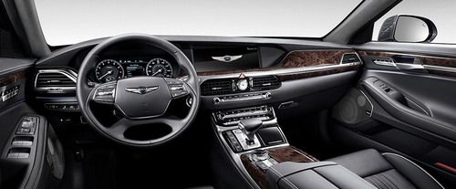 Dashboard View of Genesis G90