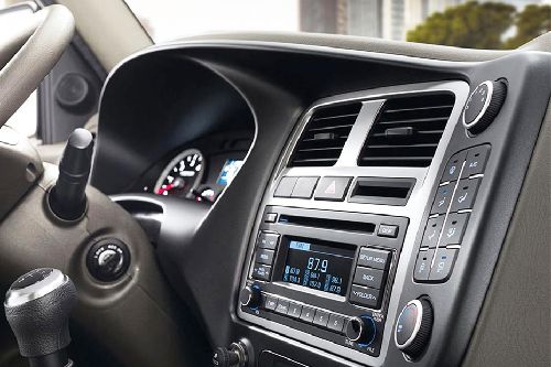Front AC Controls of Hyundai H-100