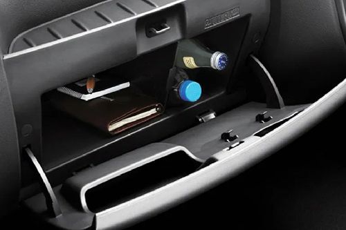 Hyundai H-100 Glove Box Open