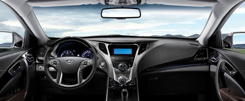 Dashboard View of Azera (2006-2015)