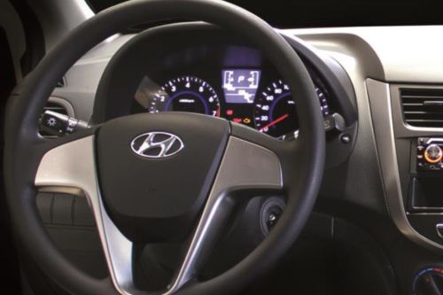 Hyundai Accent Hatch Steering Wheel