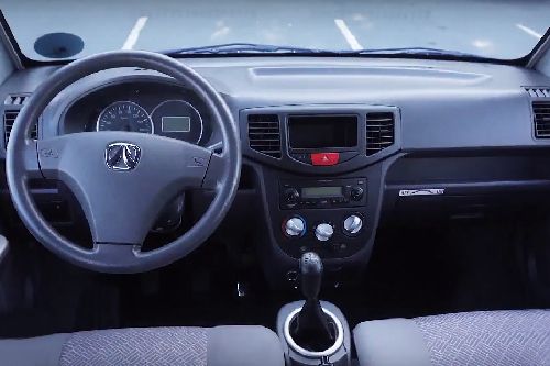 Dashboard View of MZ40