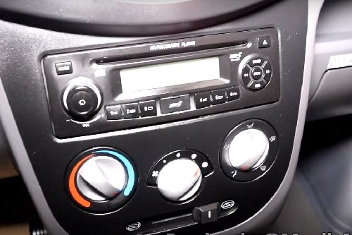 Front AC Controls of BAIC MZ40