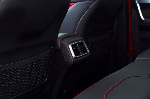 B40 Ragnar Rear AC Controls