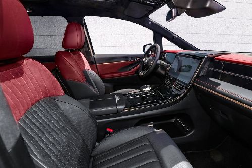 M8 Front Seats