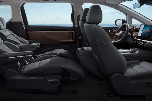 GAC E8 HEV Front And Rear Seats Together