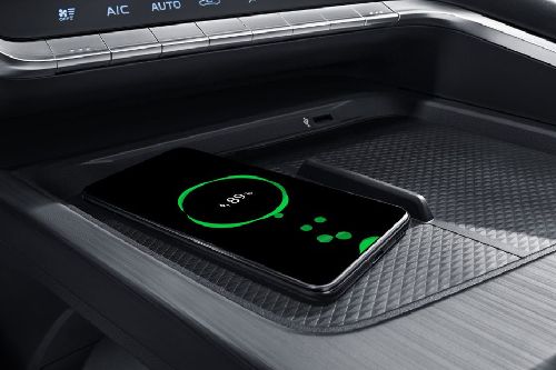 Power Accessories Outlet View of Changan UNI-T