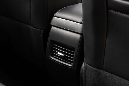 CS15 Rear AC Controls