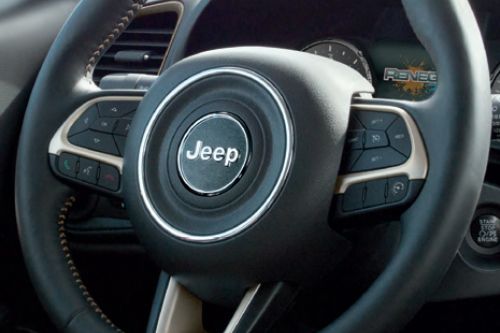 Jeep Renegade Multi Function Steering