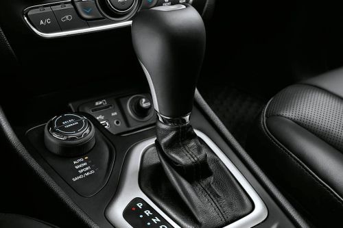Jeep Cherokee Gear Shifter